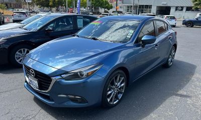 2018 Mazda MAZDA3 Grand Touring