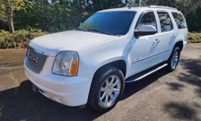 2011 GMC Yukon Denali