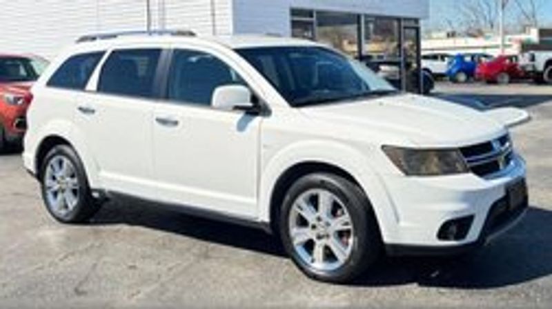 2016 Dodge Journey — a typically priced live listing