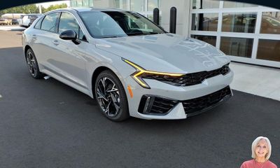 2026 Kia K5