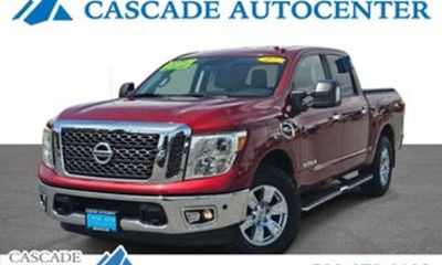 2017 Nissan Titan SV