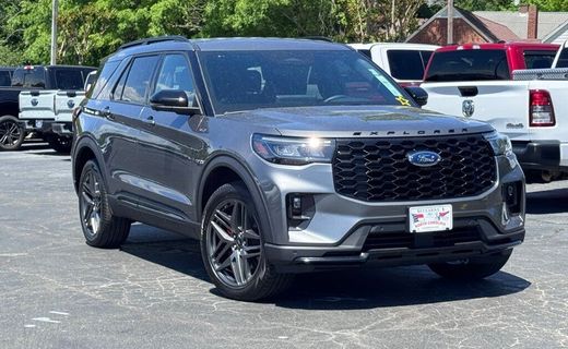 2025 Ford Explorer