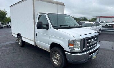 2015 Ford E-Series Chassis E 350 SD