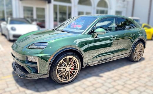 2025 Porsche Macan