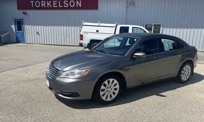2013 Chrysler 200 LX