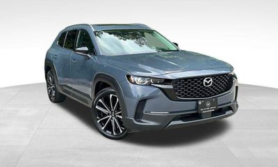 2025 Mazda CX-50 Premium Plus