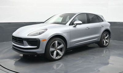 2025 Porsche Macan