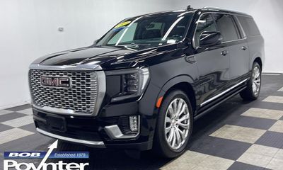 2023 GMC Yukon XL Denali