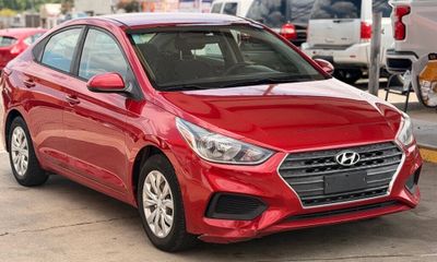 2018 Hyundai Accent SE AND SEL