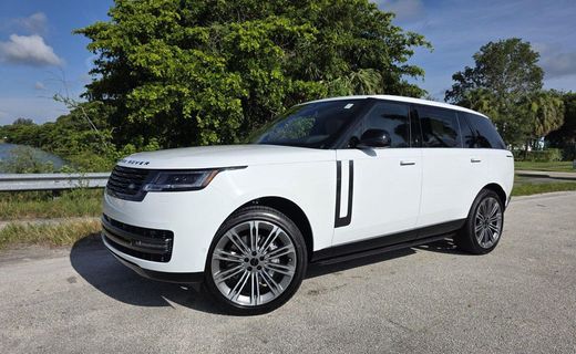 2026 Land Rover Range SE