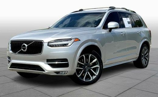 2019 Volvo XC90 Momentum