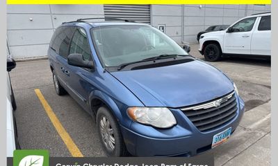 2007 Chrysler Town AND Country Touring