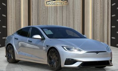 2026 Tesla Model S Plaid