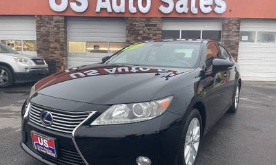 2013 Lexus ES 300H