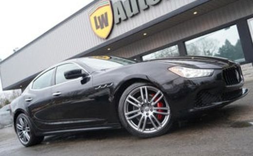 2018 Maserati Quattroporte Essence