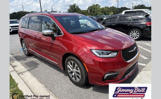 2025 Chrysler Pacifica Pinnacle