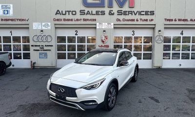 2017 Infiniti QX30 Premium
