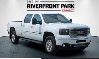 2014 GMC Sierra Denali