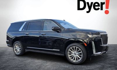 2022 Cadillac Escalade ESV Premium Luxury