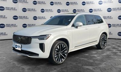 2026 Volvo XC90 Plus Bright
