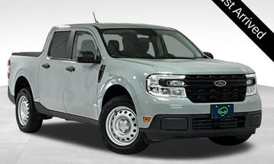 2022 Ford Maverick XL
