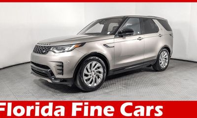 2023 Land Rover Discovery S R Dynamic