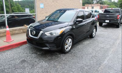 2020 Nissan Kicks S