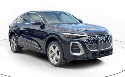2026 Audi SQ5 Quattro Premium Plus