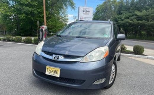 2009 Toyota Sienna XLE