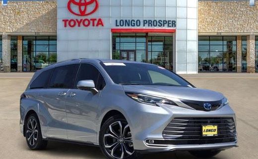 2025 Toyota Sienna Platinum