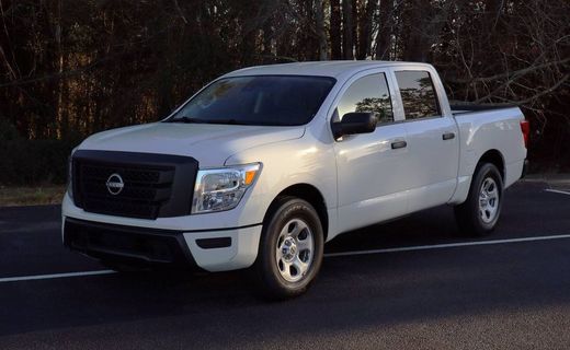 2023 Nissan Titan