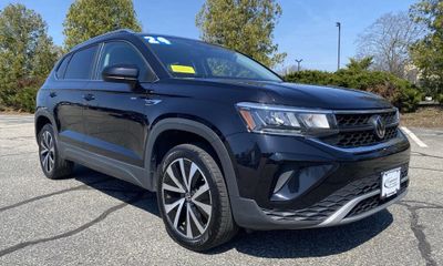 2024 Volkswagen Taos SE