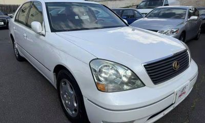 2001 Lexus LS 430