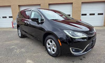 2018 Chrysler Pacifica Touring Plus