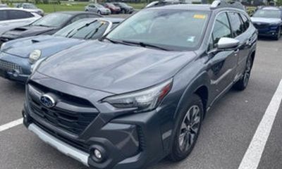 2025 Subaru Outback Touring