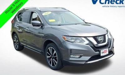 2018 Nissan Rogue SV