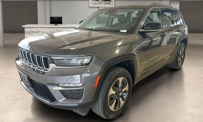 2023 Jeep Grand Cherokee 4XE