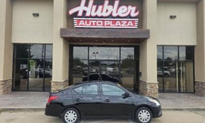 2019 Nissan Versa SV