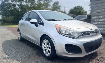 2014 Kia RIO 1 6 AT