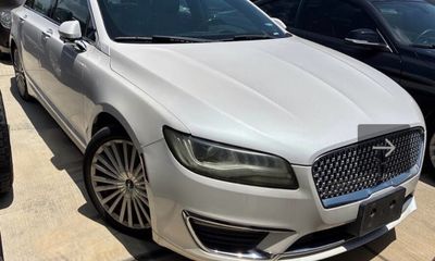 2017 Lincoln MKZ Reserve