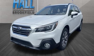 2018 Subaru Outback Touring M R
