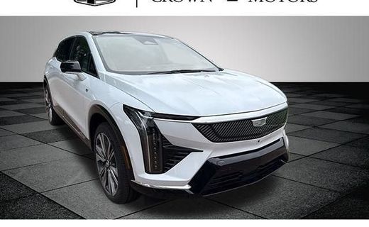 2026 Cadillac Optiq Luxury 2