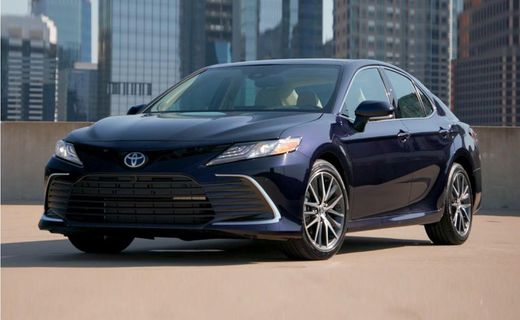 2024 Toyota Camry LE