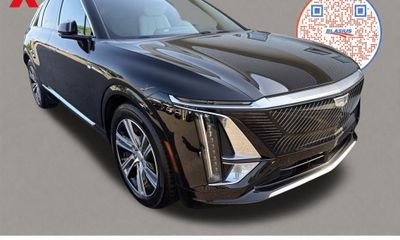 2024 Cadillac Lyriq LUX 1