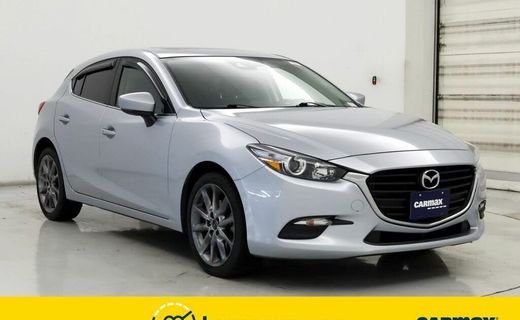 2018 Mazda MAZDA3 Touring