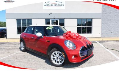 2018 Mini Hardtop Hatchback