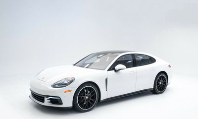 2020 Porsche Panamera 4