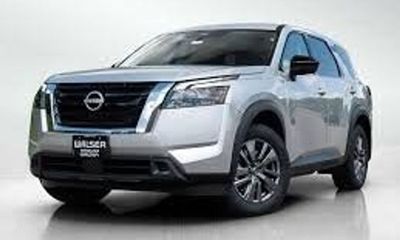 2025 Nissan Pathfinder S