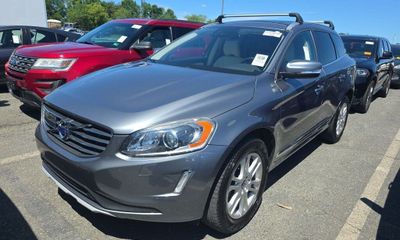 2016 Volvo XC60 T5 Platinum