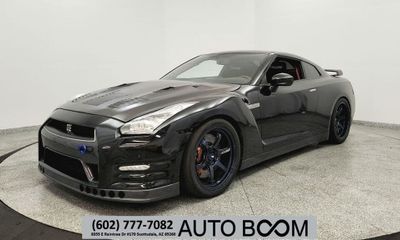 2014 Nissan GT-R Premium
